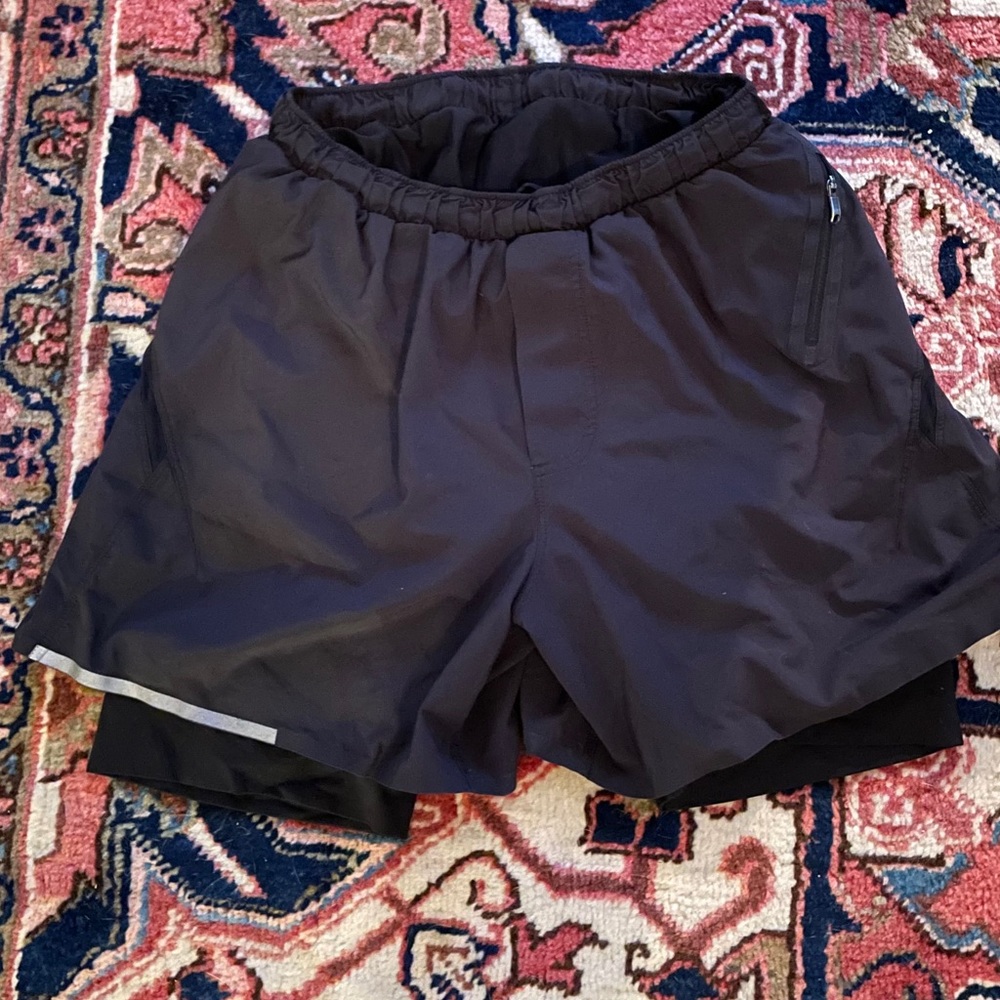 Lululemon Surge Short Sz M Lined